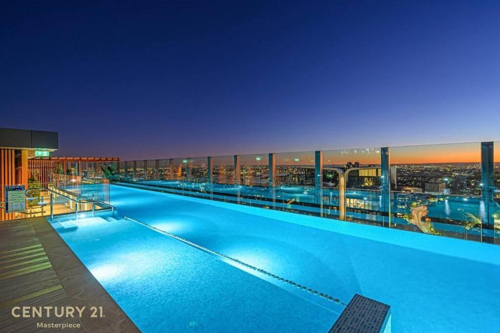 Apartment Premium 3bed Luxury With Infinity Pool & Gym Sydney