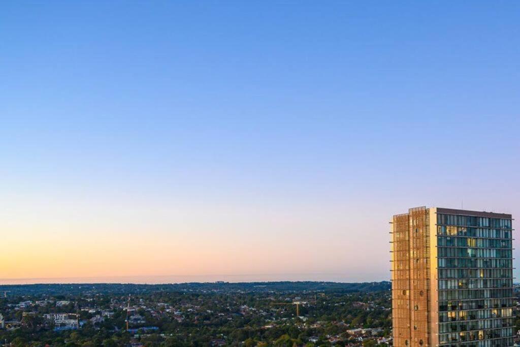 Premium 3bed Luxury With Infinity Pool & Gym Sydney